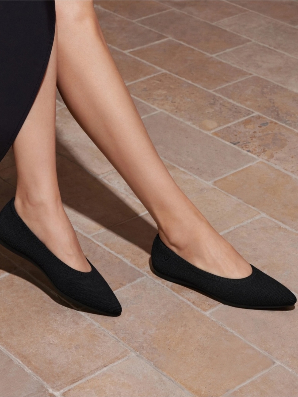 Vivaia Ballet Flats 8 Black Knit Aria5 Pointed Toe Comfort Classic Formal Career